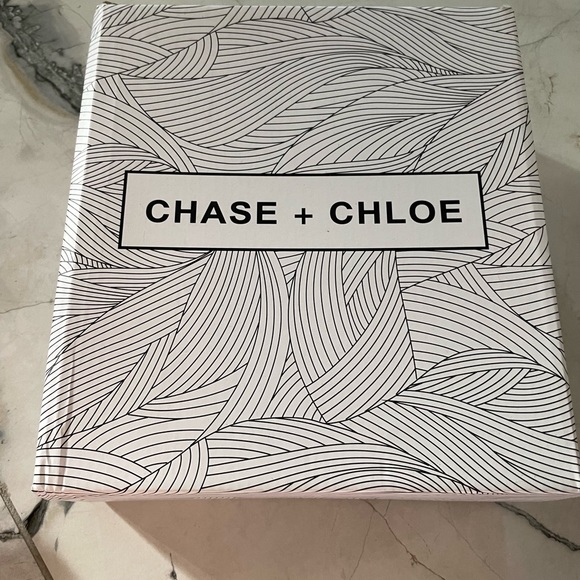 Serenity Rhinestone Bow Clear Platform Sandal Size 9 By Chase & Chloe … - Picture 12 of 14